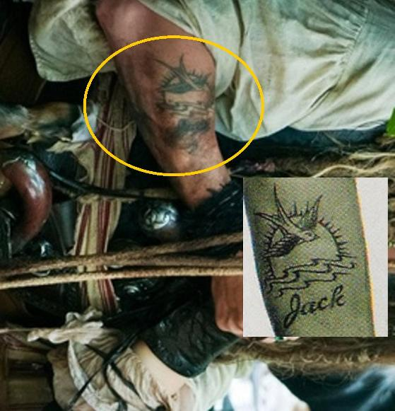 Татуировка капитана джека воробья в виде ласточки 1